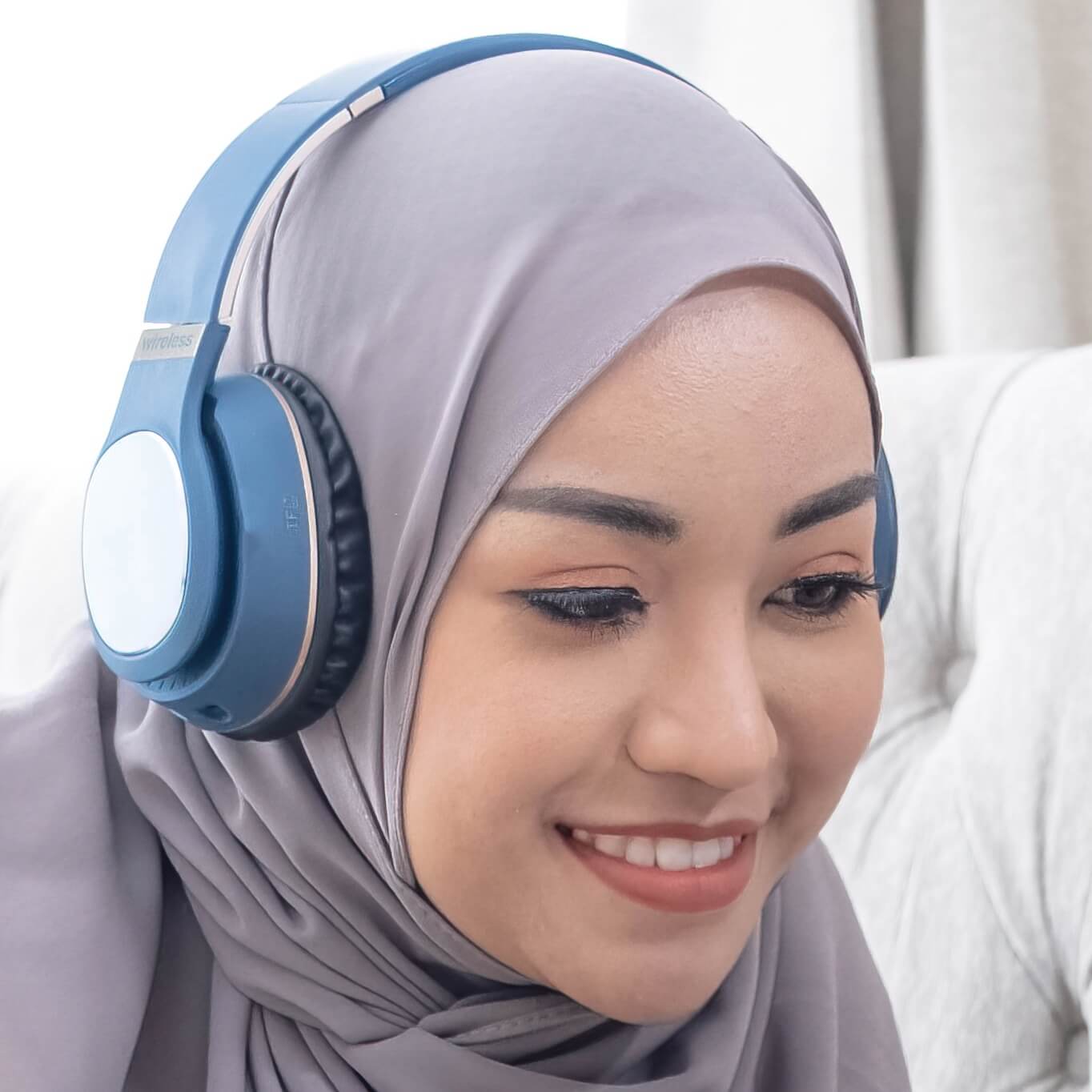 Relaxed And Happy Asian Muslim Woman With Hijab La 2022 10 04 00 15 48 Utc Cropped